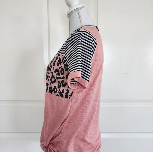 Pink and Black Leopard Print Twisted Hem Women's Top - Picture 3 of 6